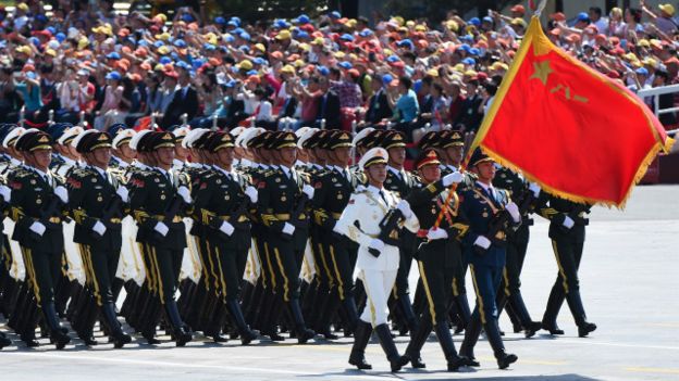 150903071933_cn_beijing_military_parade_sept03_honour_guards_640x360_afp_nocredit