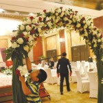 10月5日，北京万达索菲特酒店，婚宴刚刚结束。新人介绍，一场婚宴花掉父母20万元。