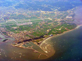 Taipei\'s Taoyuan airport, seen from the air.
