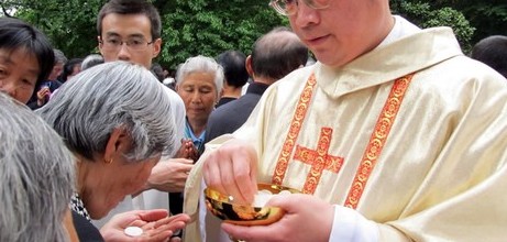 自由亚洲 | 中国天主教爱国会撤消马达钦上海辅理主教神职