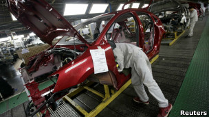 BBC | 中国统计局：2012年GDP增长7.8%
