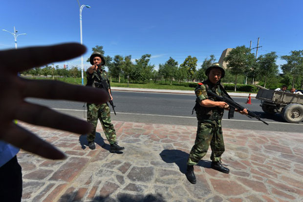 BBC  | 新疆喀什莎车县发生袭击案13人死亡