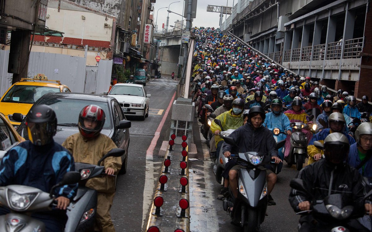 2013年11月，台北摩托车大军。/视觉中国
