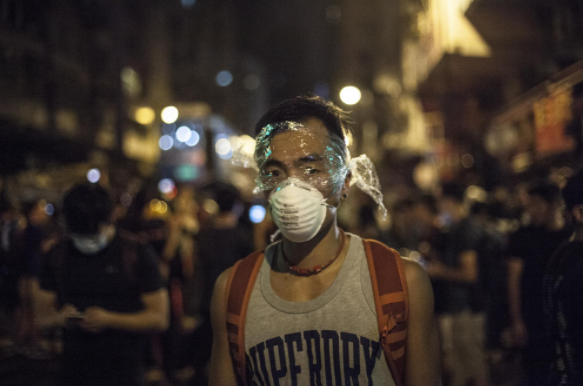报导者 | 香港不平静的释法夜晚