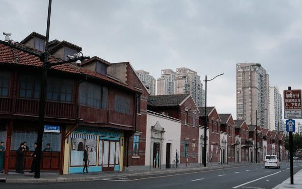 Photo: Untitled (Shanhaiguan Lu, Shanghai), by Hsiuan Boyen