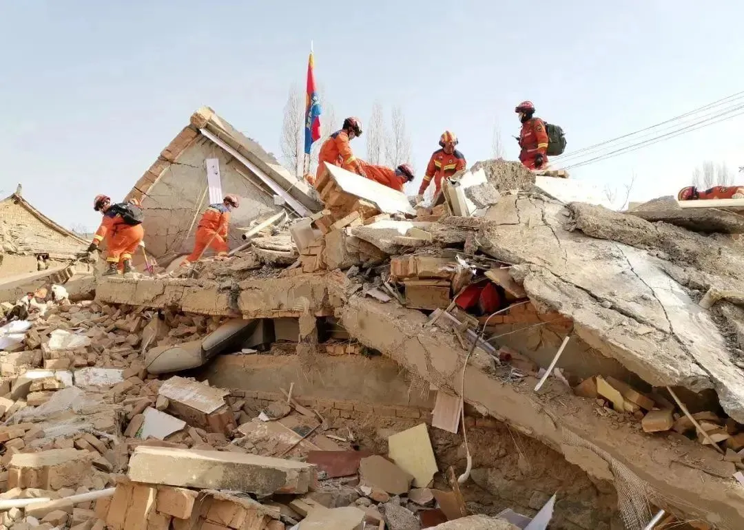 【404文库】基本常识｜积石山地震倒塌房屋补助2.8万重建，算多还是少？