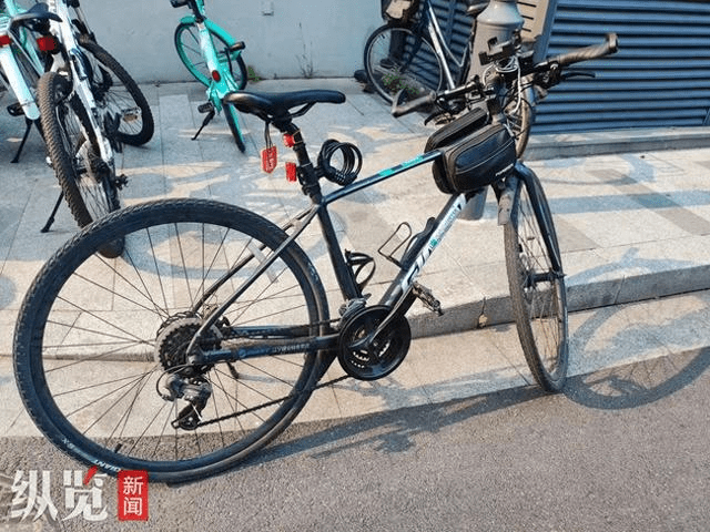 【异闻观止】纵览新闻｜南京一市民称骑自行车上路因无牌被罚50元