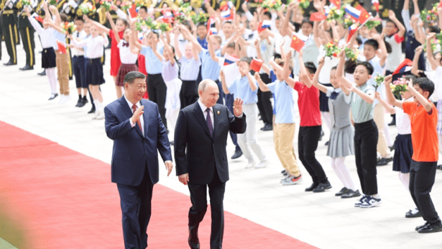 【立此存照】普京访华期间，“尊敬的普京总统我的老朋友”等话题登上热搜