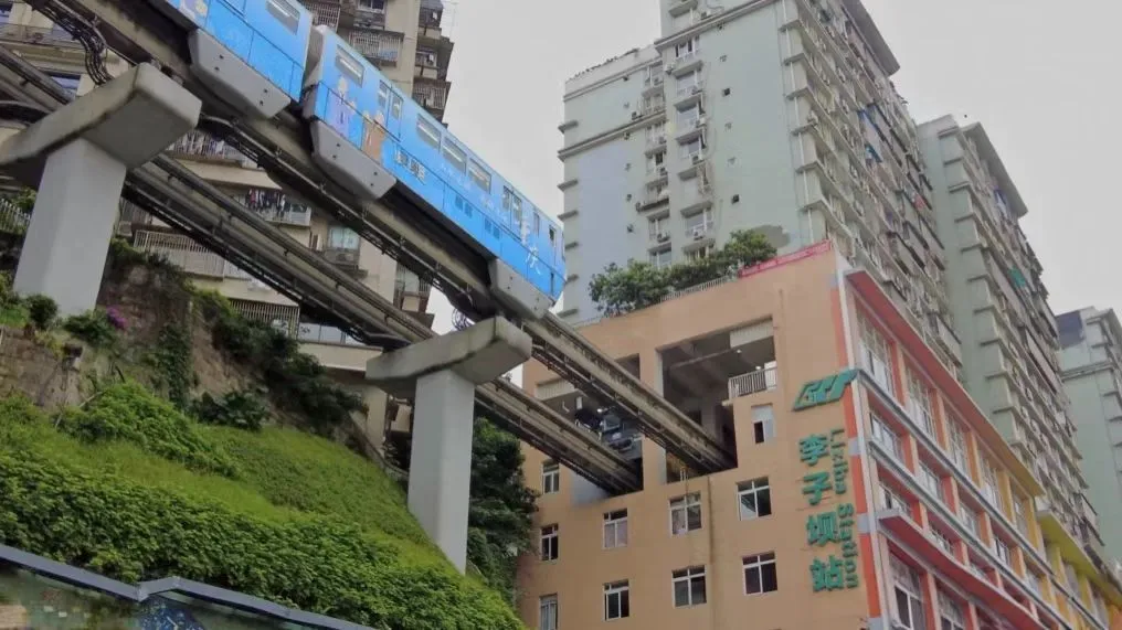 冰川思享号｜地铁涨价，公共服务也要过紧日子了