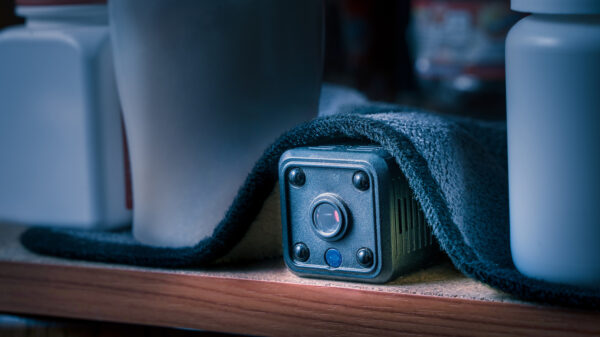 橙律师｜别再视而不见！了解法律，抵制偷拍