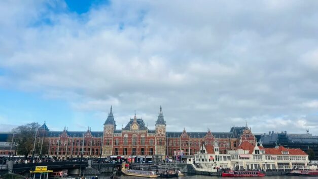 城市的地得｜下次我会开着灯等你