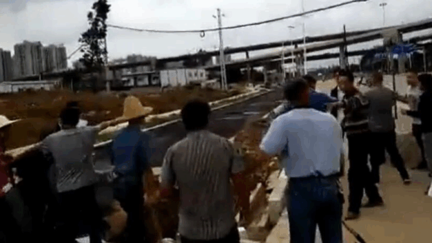 鸡蛋bot｜死刑疑云：“昆明扫黑第一案”家属吁请最高法刀下留人