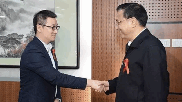 流放地｜Blued系全部下架，会把多少通讯录吓直？