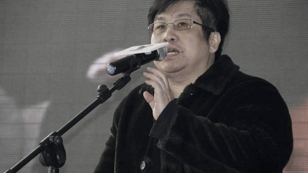 尘了记事｜追问：网络上郑智化登机视频是从哪个渠道流出来的？