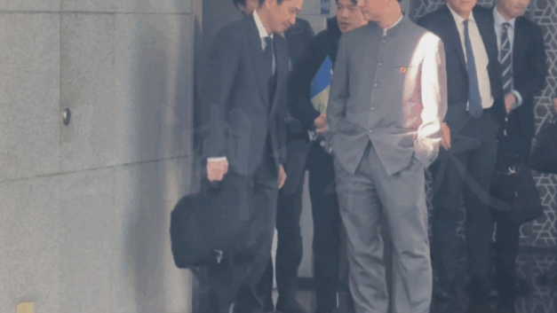 【麻辣总局】“如此不懂礼貌的外交官员，可知中国的水准”