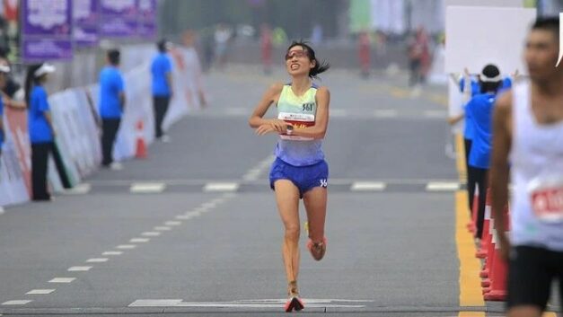 风声OPINION｜法治理想国：“最快女护士”：为了马拉松梦想，必须放弃护士工作？