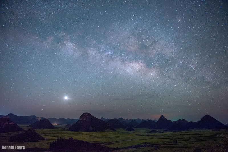 Starry night from limestone hills in Luoping, Yunnan