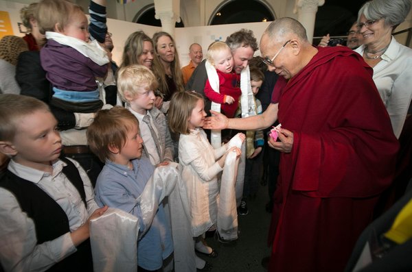 Dalai Lama Urges Outside Inquiry Into Self-Immolations
