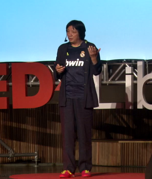 Xiao Qiang: “From Fart People to Citizens”