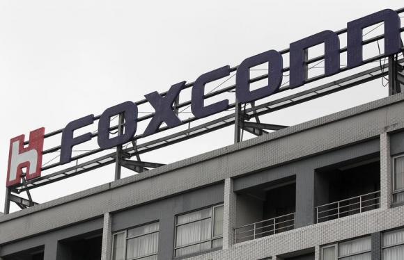 “We Are Not Robots,” Say Striking Foxconn Workers