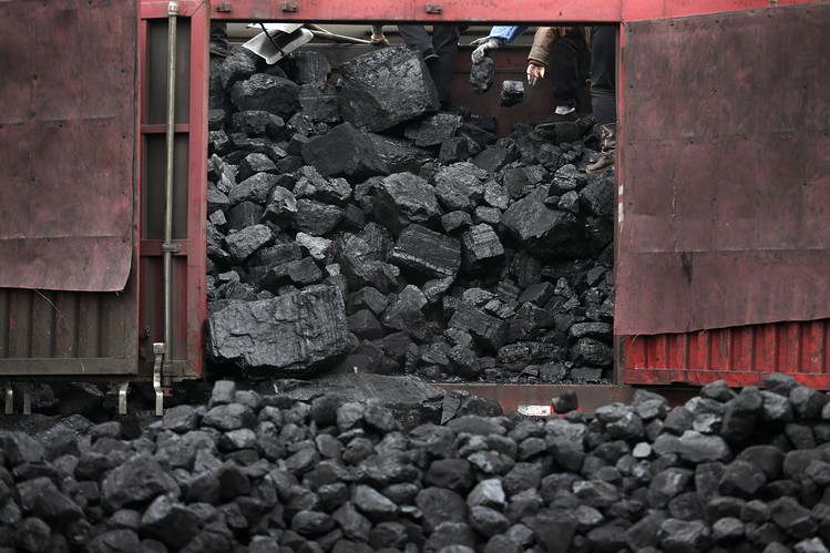 CO2 Emissions Fall as China Cuts Coal