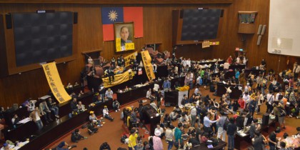 Taiwan Indicts 118 Sunflower Protesters