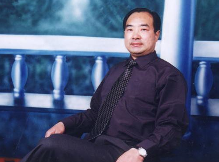 Writer Yang Tongyan Dies While on Medical Parole
