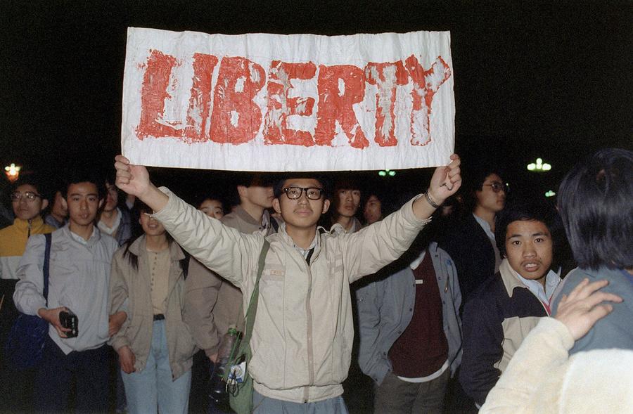 30 Years Ago: Students Renew Call for Change