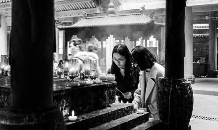 Photo: The Prayers, by Gauthier DELECROIX – 郭天