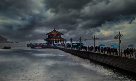 Photo: Qingdao Shinan Zhan Bridge, by Daryl DeHart