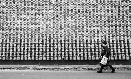 Photo: The Wall, by Gauthier DELECROIX – 郭天