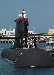 Australian Navy submarine HMAS Waller.jpg